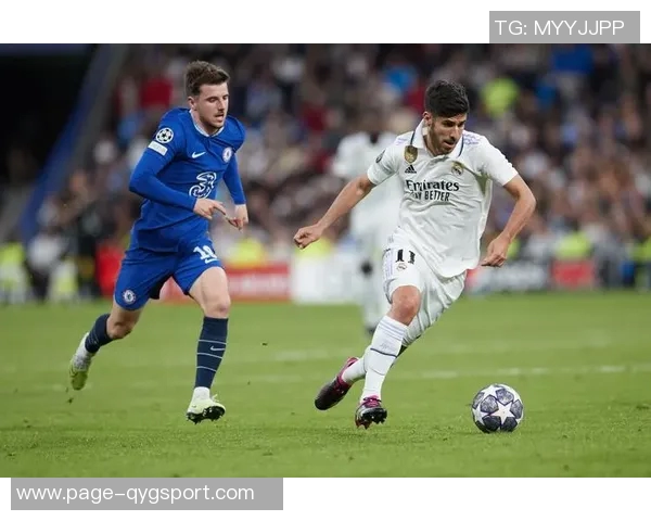 33岁范金克尔因伤退役曾效力切尔西和米兰的传奇生涯落幕 33岁范金克尔因伤退役曾效力切尔西和米兰的传奇生涯落幕