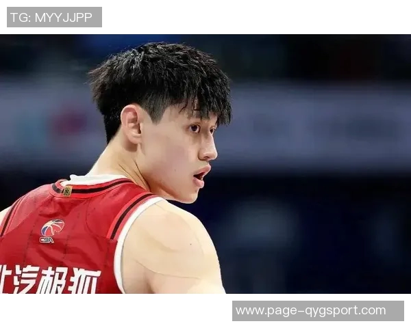 媒体人谈曾凡博选择大学的重要性认为其决策过于急躁